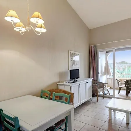 Le Hameau De La Pinede - Maeva Appartement Hyères