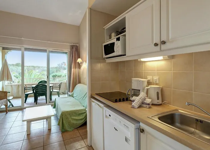 Lägenhet Le Hameau De La Pinede - Maeva *